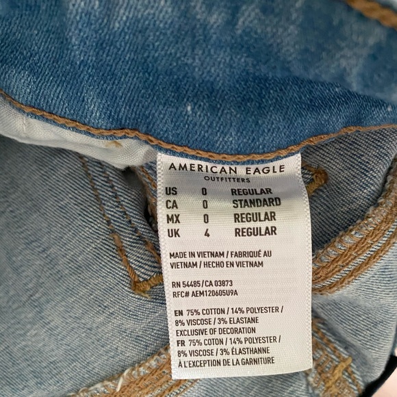 AEO Ripped Jeans - Picture 3 of 3